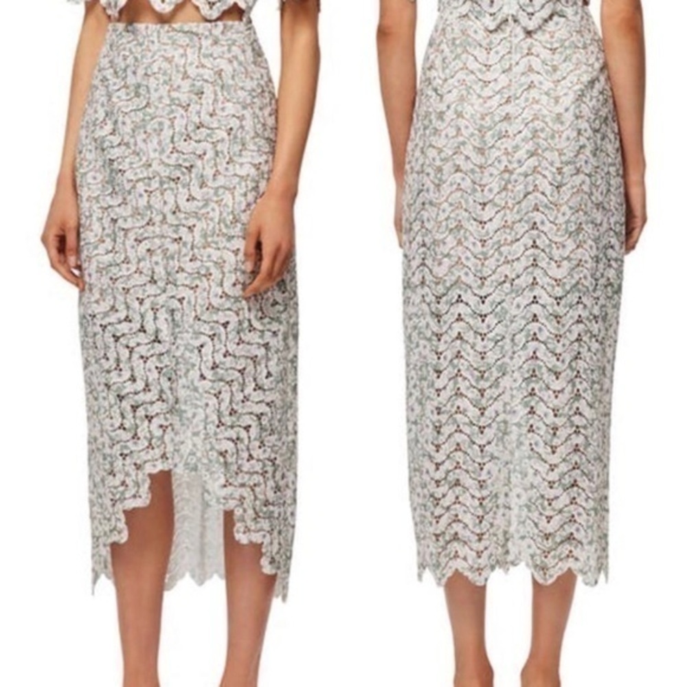 Elliatt Lace Midi Skirt Size Medium White Green Scalloped Hem Romantic